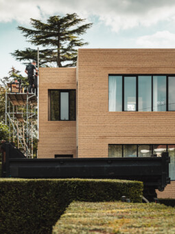 House JS